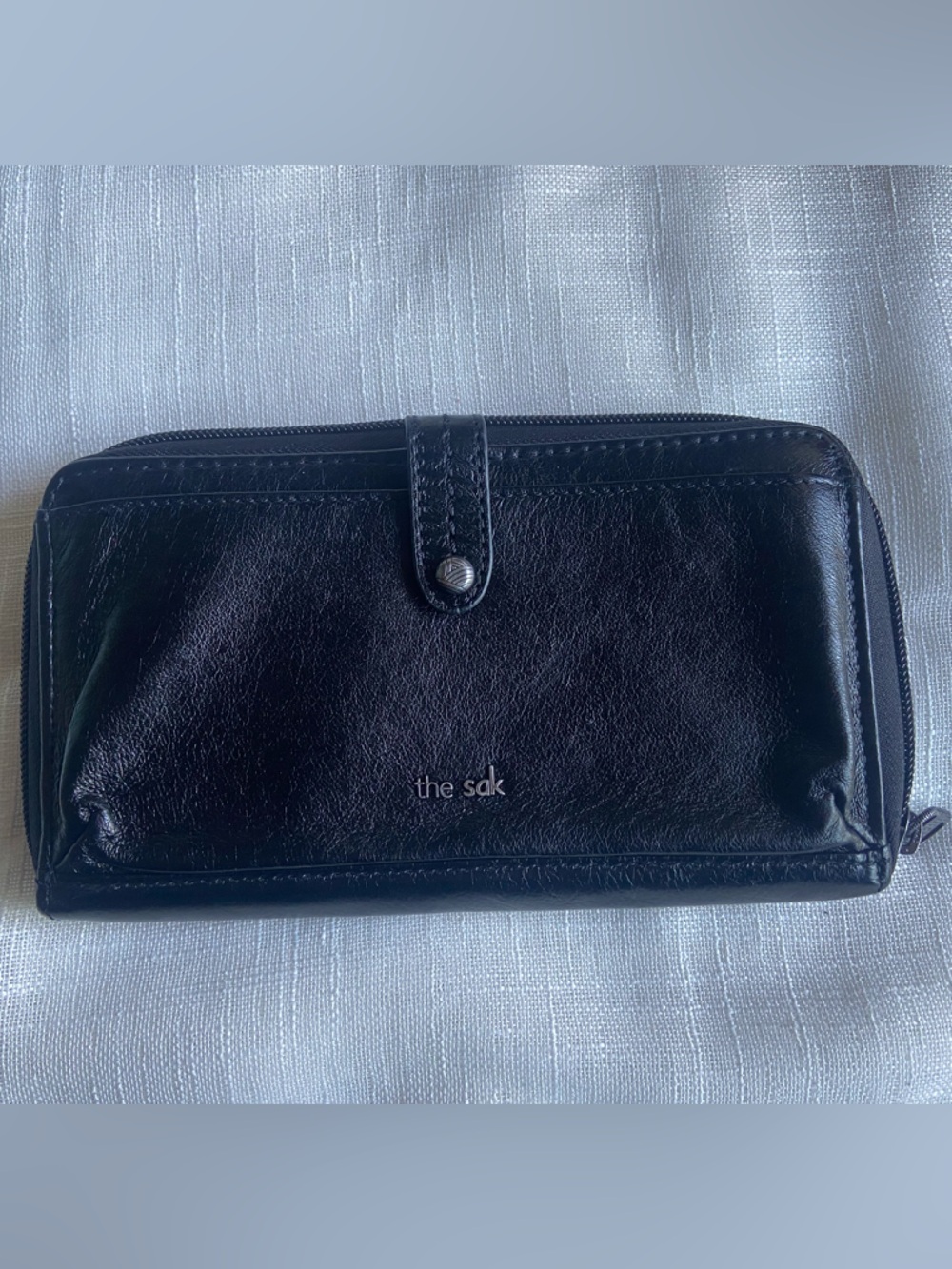 The Sak Iris 3-In-1 Leather Wallet Black Leather Womens Purse phone wristlet